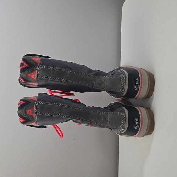 Sorel Joan of Arctic Knit II Waterproof Gray Boot - Picture 4 of 8